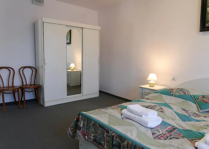 Dom Studencki Labirynt Хостел *