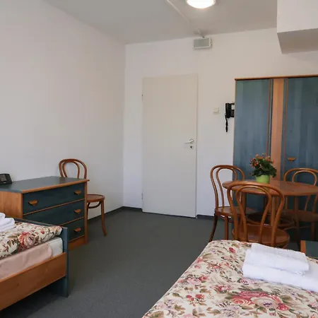 Dom Studencki Labirynt Vandrarhem Wrocław